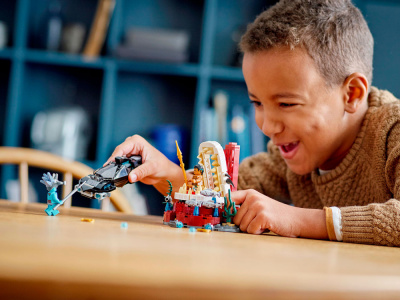 Конструктор Супер Герои «Тронный зал короля Нэмора»