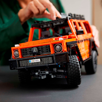 Конструктор Technic «Mercedes-Benz G 500 PROFESSIONAL Line»