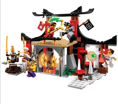 Конструктор Ниндзяго «Решающее сражение Додзё»