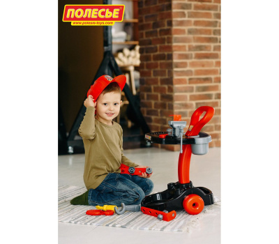 Игровой набор Полесье Механик (19 элементов) (в коробке) Игровой набор Полесье Механик (19 элементов) (в коробке)