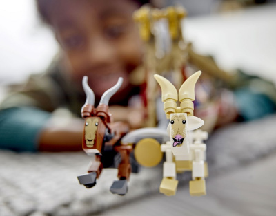 Конструктор Супер Герои «Козья лодка Мстители»