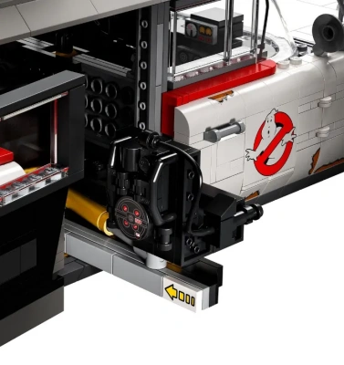 Конструктор Creator «Автомобиль Охотников за привидениями ECTO-1»