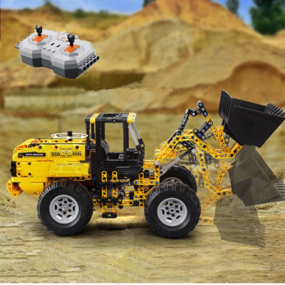 Конструктор Lepin «Автопогрузчик Volvo L350F» с пультом управления Конструктор Lepin «Автопогрузчик Volvo L350F» с пультом управления