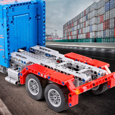 Конструктор Mould King «Грузовик Peterbilt 389 Optimus Prime» с ДУ