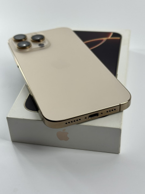Б/У Смартфон Apple iPhone 16 Pro Max 256GB Desert Titanium