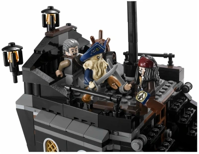 Конструктор Пираты Карибского Моря «Черная Жемчужина»