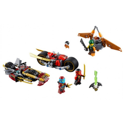 Конструктор Ниндзяго «Погоня на мотоциклах»