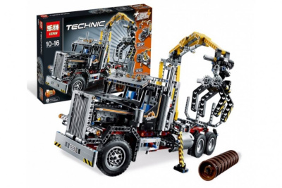 Конструктор Technic «Грузовой лесопогрузчик»