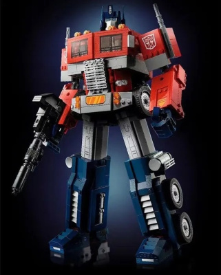Конструктор Трансформер «Optimus Prime» Конструктор Трансформер «Optimus Prime»