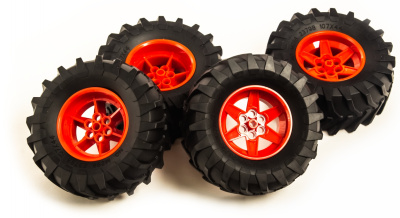 Конструктор Mould King «Монстр-трак Пламя» с ДУ