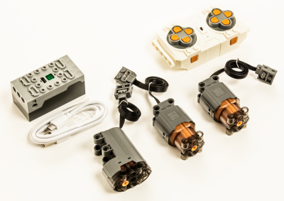 Конструктор Mould King «Монстр-трак Пламя» с ДУ