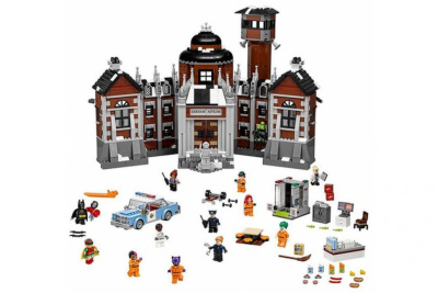 Конструктор Batman Movie «Лечебница Аркхэм»