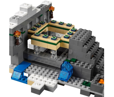 Конструктор Minecraft My World «Портал в край»