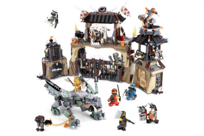 Конструктор Ninja «Пещера драконов»