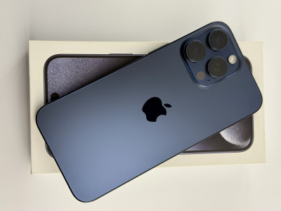 Б/У Смартфон Apple iPhone 15 Pro Max 256GB nano Sim/eSim Blue Titanium