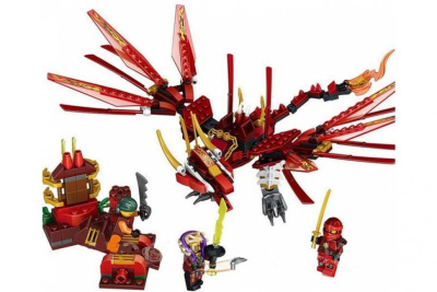 Конструктор Ninjago «Пламенный дракон Кая»