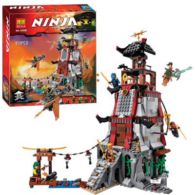 Конструктор Ninjago «Осада маяка»