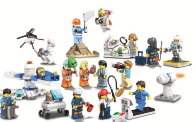 Конструктор Cities «Комплект 15 фигурок: Лагерь космонавтов»