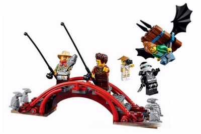 Конструктор Ninjago «Храм Аэроджитцу»