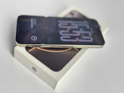 Б/У Смартфон Apple iPhone 16 Pro Max 256GB Natural Titanium