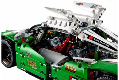 Конструктор Technic «Гоночный автомобиль» зеленый Конструктор Technic «Гоночный автомобиль» зеленый