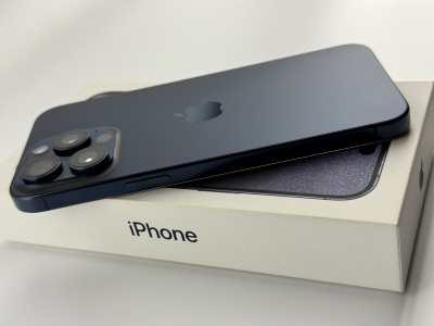 Б/У Смартфон Apple iPhone 15 Pro Max 256GB nano Sim/eSim Blue Titanium