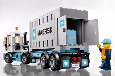 Конструктор Поезда «Грузовой Поезд Маерск» Конструктор Поезда «Грузовой Поезд Маерск»